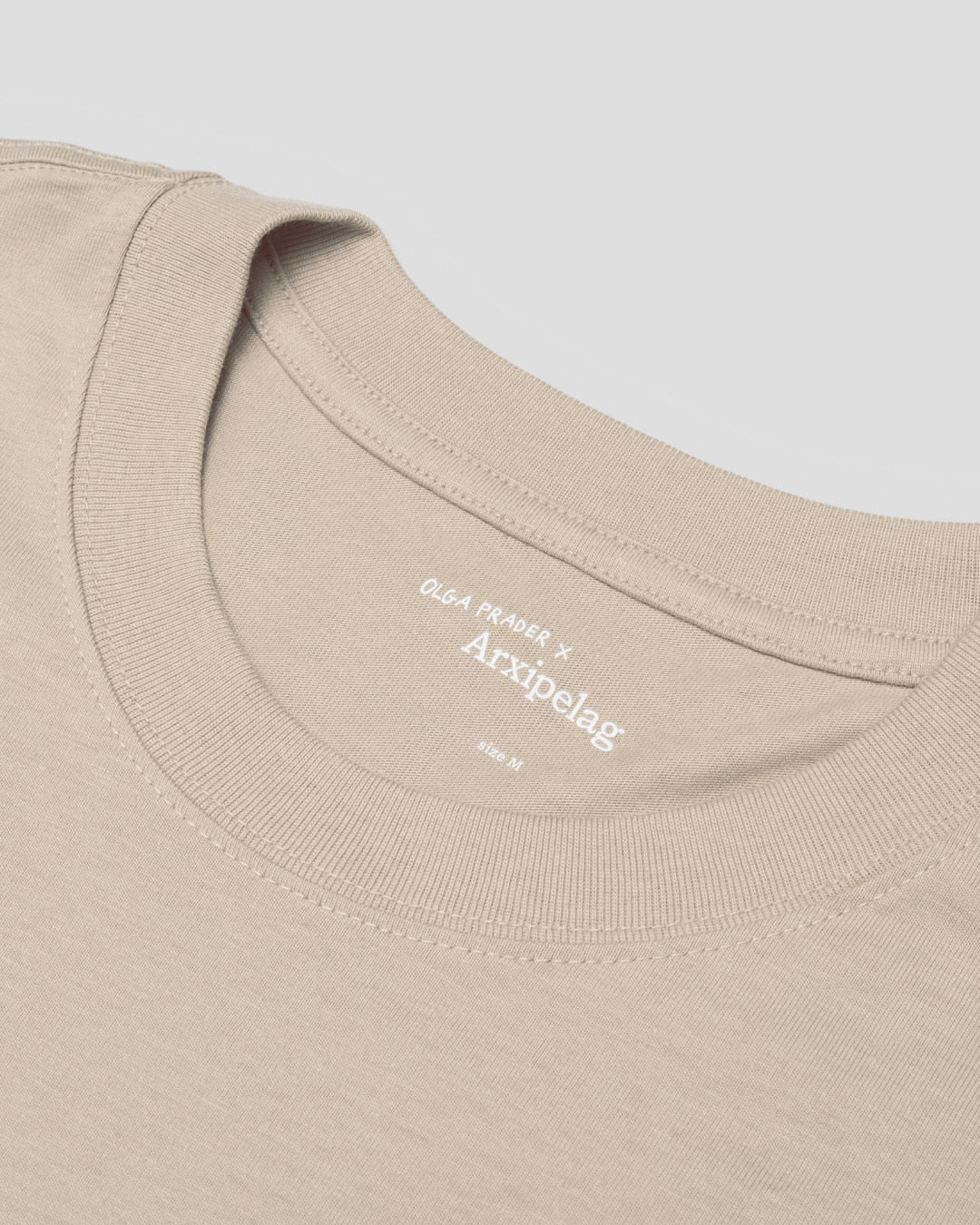 https://arxipelag.com/wp-content/uploads/2026/04/arxipelag-olga-prader-tshirt-crab-detail-01.jpg