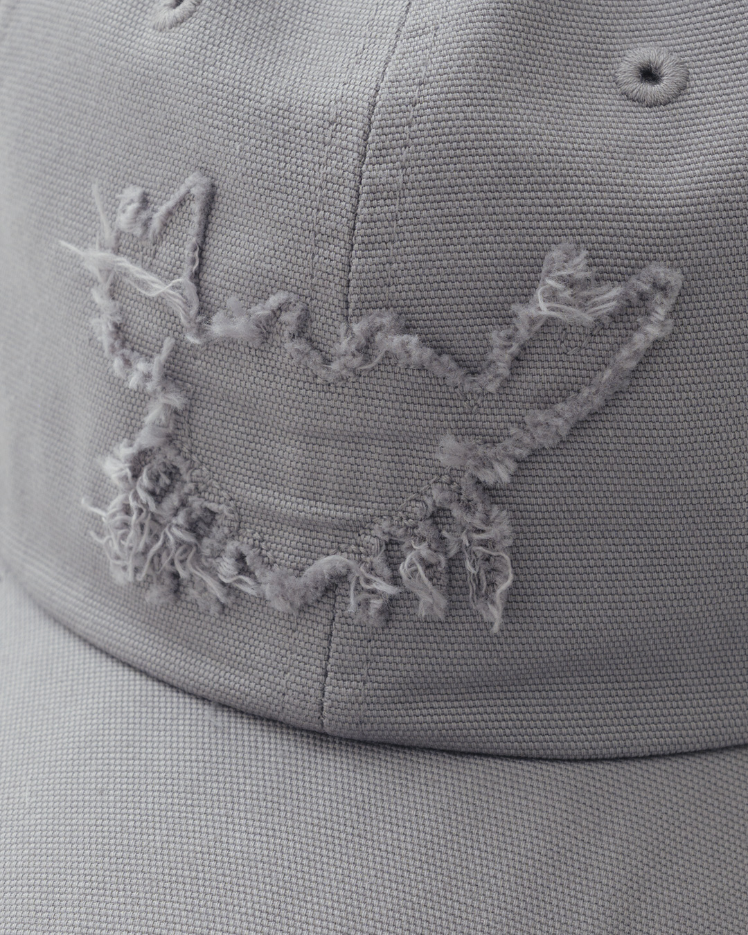 https://arxipelag.com/wp-content/uploads/2026/05/arxipelag-olga-prader-hat-crab-grey-detail.jpg