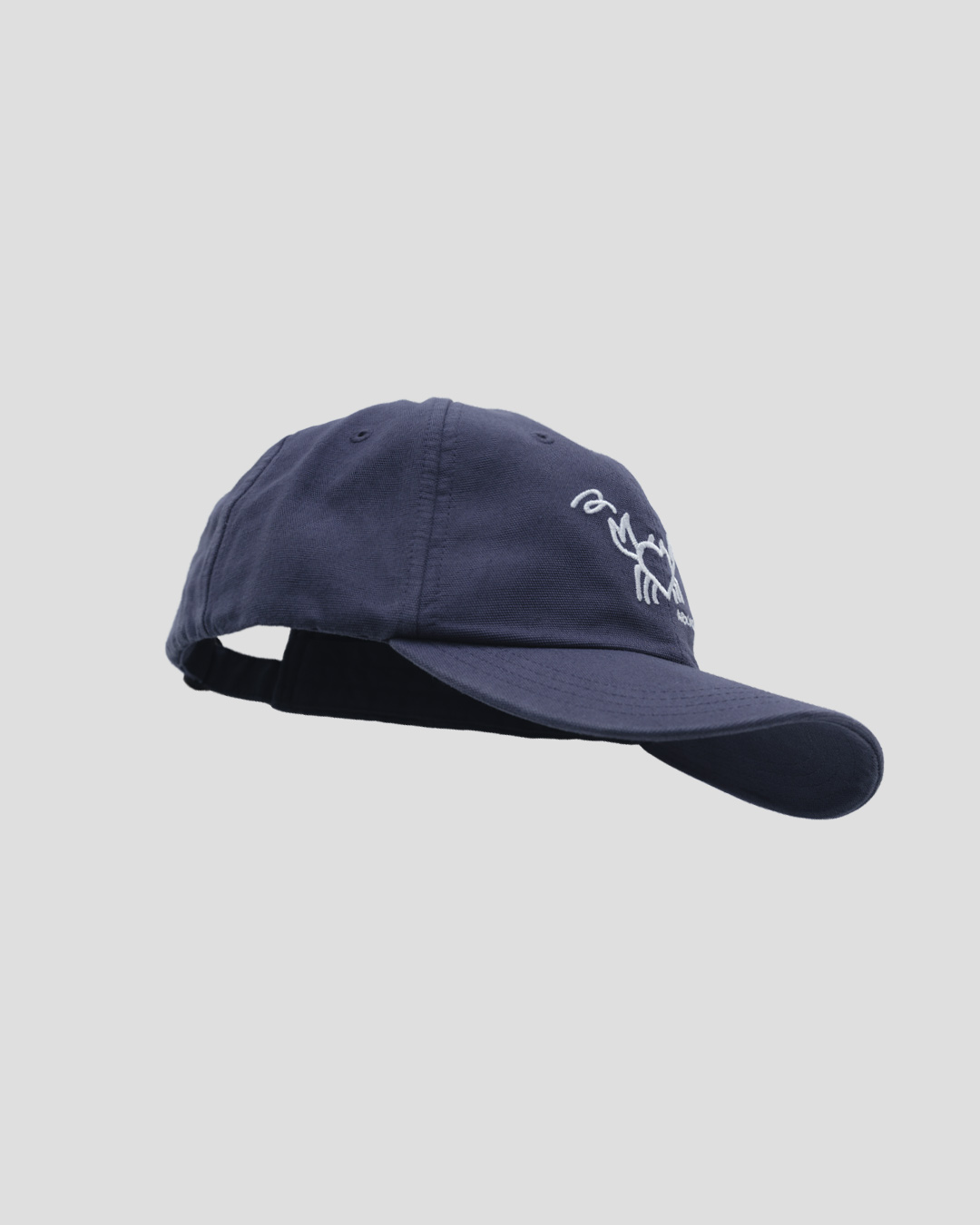 https://arxipelag.com/wp-content/uploads/2026/05/arxipelag-olga-prader-hat-crab-navy-side.jpg